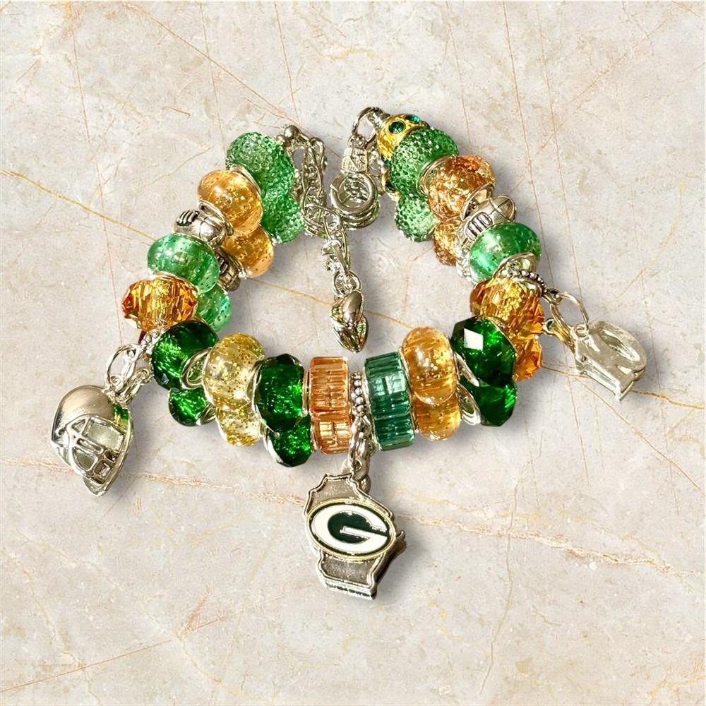 Green Bay Packers Beaded Charm Bracelet NFL Jordan Love